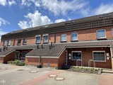 Ferienwohnung in Sch&ouml;nhagen - FerienWohnung Perlentaucher - Hausansicht mit Pkw_Stellplatz