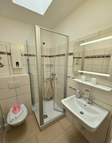 Ferienwohnung in Grömitz - Wohnung 2 - G. Pape - schöne Terassenwohnung mit sep. Ankleidezimmer, kostenloses WLAN, Longstay Rabatt, Nähe Dünenpark - Bild 11