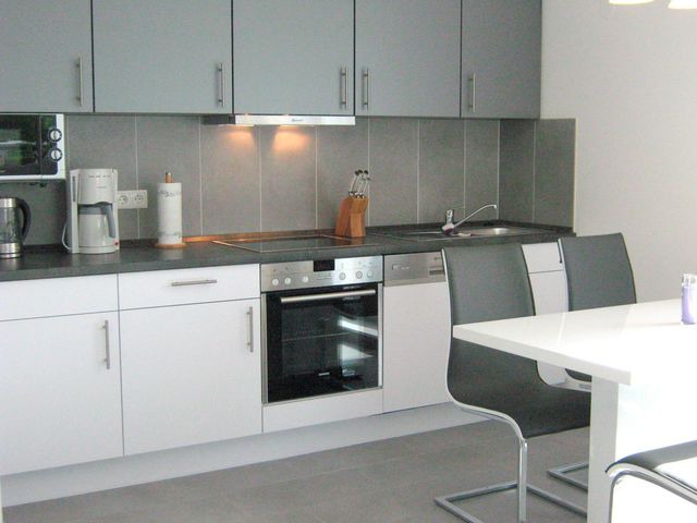 Ferienwohnung in Grömitz - Ferienwohnungen Öker - Stadtvilla OG - Bild 4 Ferienwohnung in Grömitz - Ferienwohnungen Öker - Stadtvilla OG - Bild 4