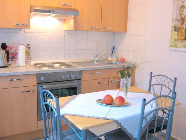 Ferienwohnung in Cismar - Haus am Kojenteich - Whg. 1 - Klosterdorf Cismar - gepflegte Wohnung auf idyllischem Seegrundst&uuml;ck - Bild 7