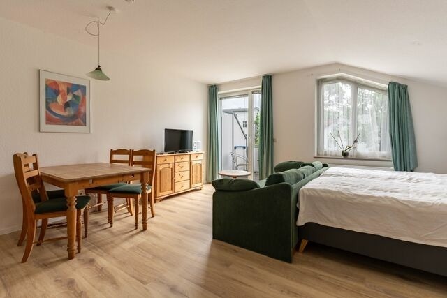 Ferienwohnung in Binz - Fewo 19 Residenz D&uuml;nenstra&szlig;e in Binz, Balkon, Strandnah, mit TG Stellplatz, 1-Raum Apartment - Bild 3