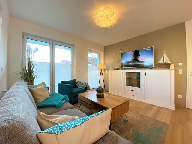 Ferienwohnung in K&uuml;hlungsborn - App. 2, Strandresidenz D&uuml;nenperle - Bild 2