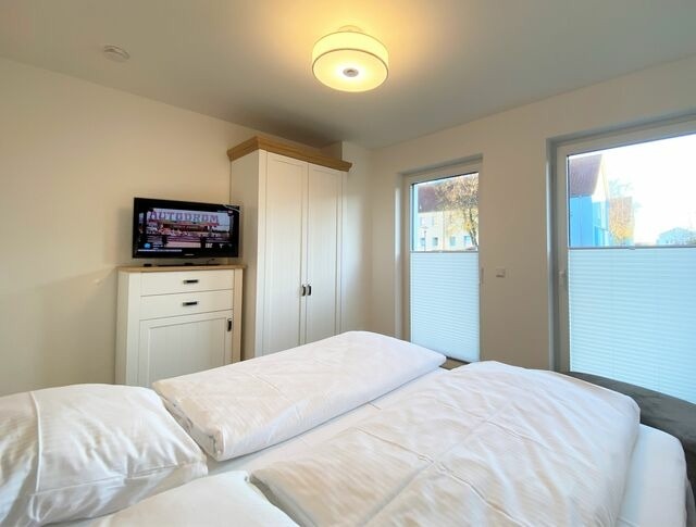 Ferienwohnung in K&uuml;hlungsborn - App. 2, Strandresidenz D&uuml;nenperle - Bild 14