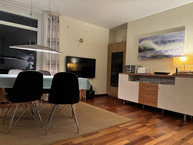 Ferienwohnung in Fehmarn OT Staberdorf - Wohnung am Meer - Wohnzimmer abends