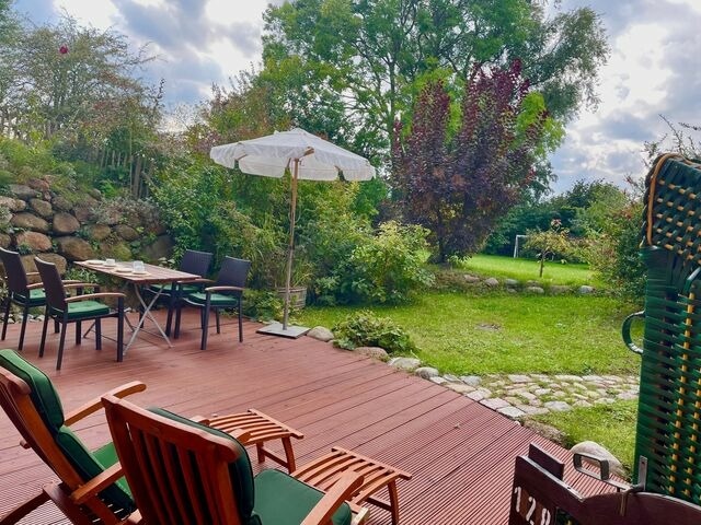 Ferienwohnung in Glowe - Ein Steinwurf zum Ostseestrand: Ferienwohnung Martha mit Terrasse - Bild 9