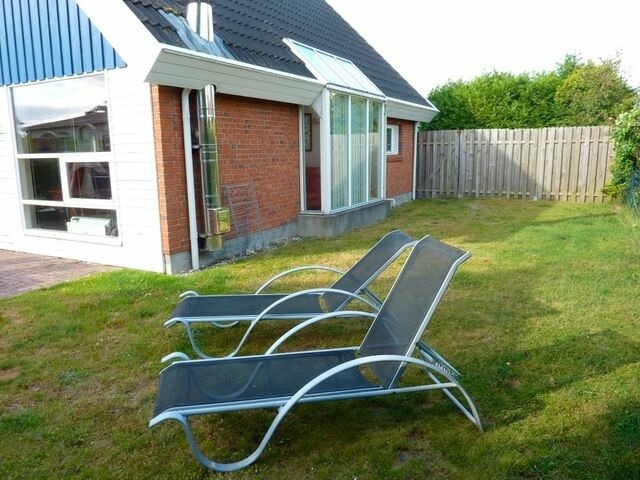Ferienhaus in Lensterstrand - Ferienhaus Nr. 9 "Strandl&auml;ufer" - Bild 16