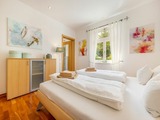Ferienhaus in Garz - Familienferienhaus R&uuml;genbrise - Gemeinsames Urlauben mit Steg und Boot auf R&uuml;gen - alles inklusive und 5 B&auml;der - Bild 12