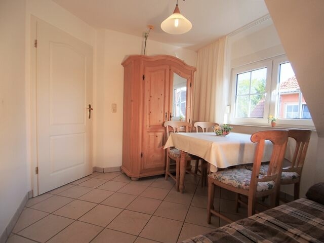 Ferienwohnung in Ostseeheilbad Zingst - Birkmaase 14 - Komfort FeWo im 4-Sterne-Ferienhaus Anselm DG - Bild 6