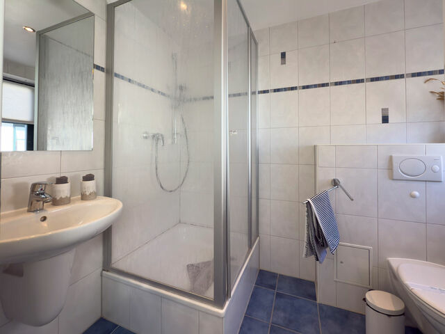 Ferienwohnung in Born a. Dar&szlig; - Haus am kleinen Hafen No 2 - Bild 9