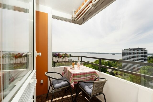 Ferienwohnung in Pl&ouml;n - Panoramablick - Bild 17