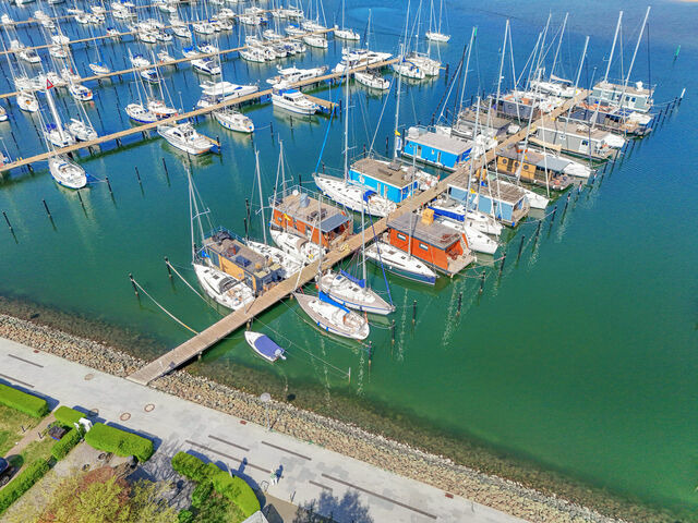 Ferienwohnung in Heiligenhafen - Hausboot Fehmarnsund - Bild 2