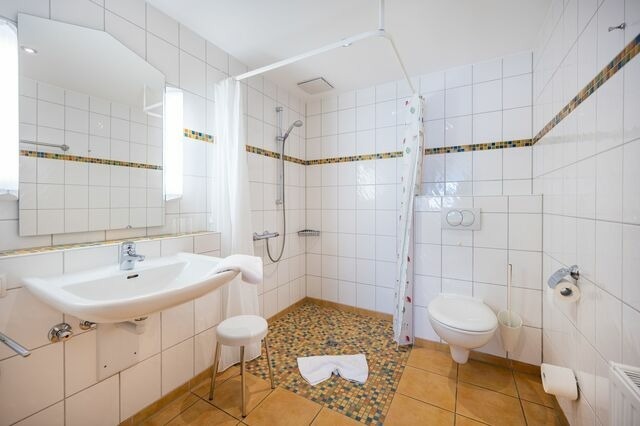 Ferienwohnung in Sellin - Ferienwohnung Margaretha, App. 13 - Bade- & Erlebniswelt t&auml;glich inklusive - Bild 9