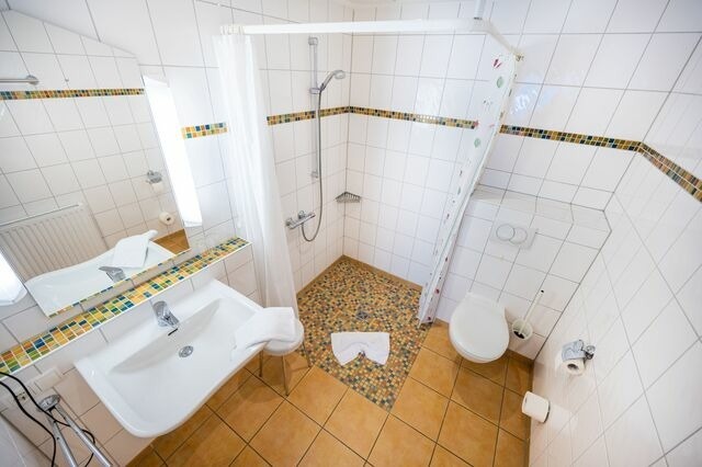 Ferienwohnung in Sellin - Ferienwohnung Margaretha, App. 13 - Bade- & Erlebniswelt t&auml;glich inklusive - Bild 10